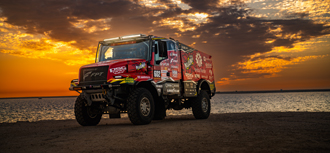 InstaForex loprais team photo